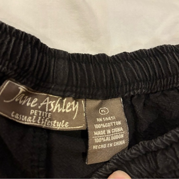 Vintage  90s Jane Ashley Zebra Safari 2-Piece Set | Capri Pants & Button Shirt - Picture 4 of 14